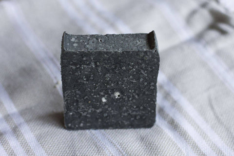 SOLIDSILK Onyx Facial Cleansing Bar