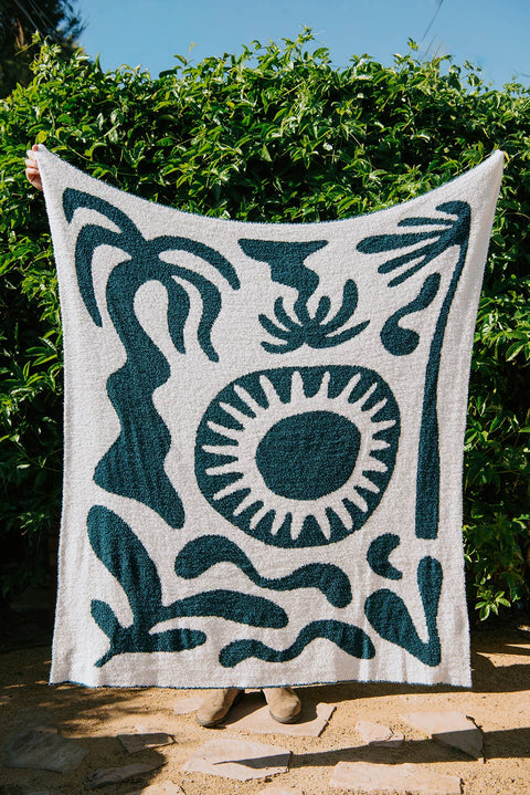 Paradise Plush Throw - Pacific Blue